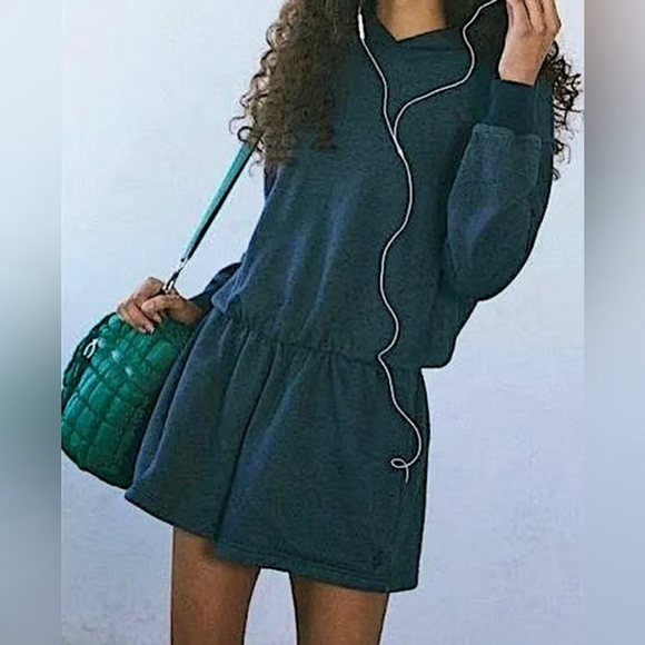 FP Movement Such a Flirt Romper NWOT Size XS Midnight Navy Free People - Picture 3 of 6